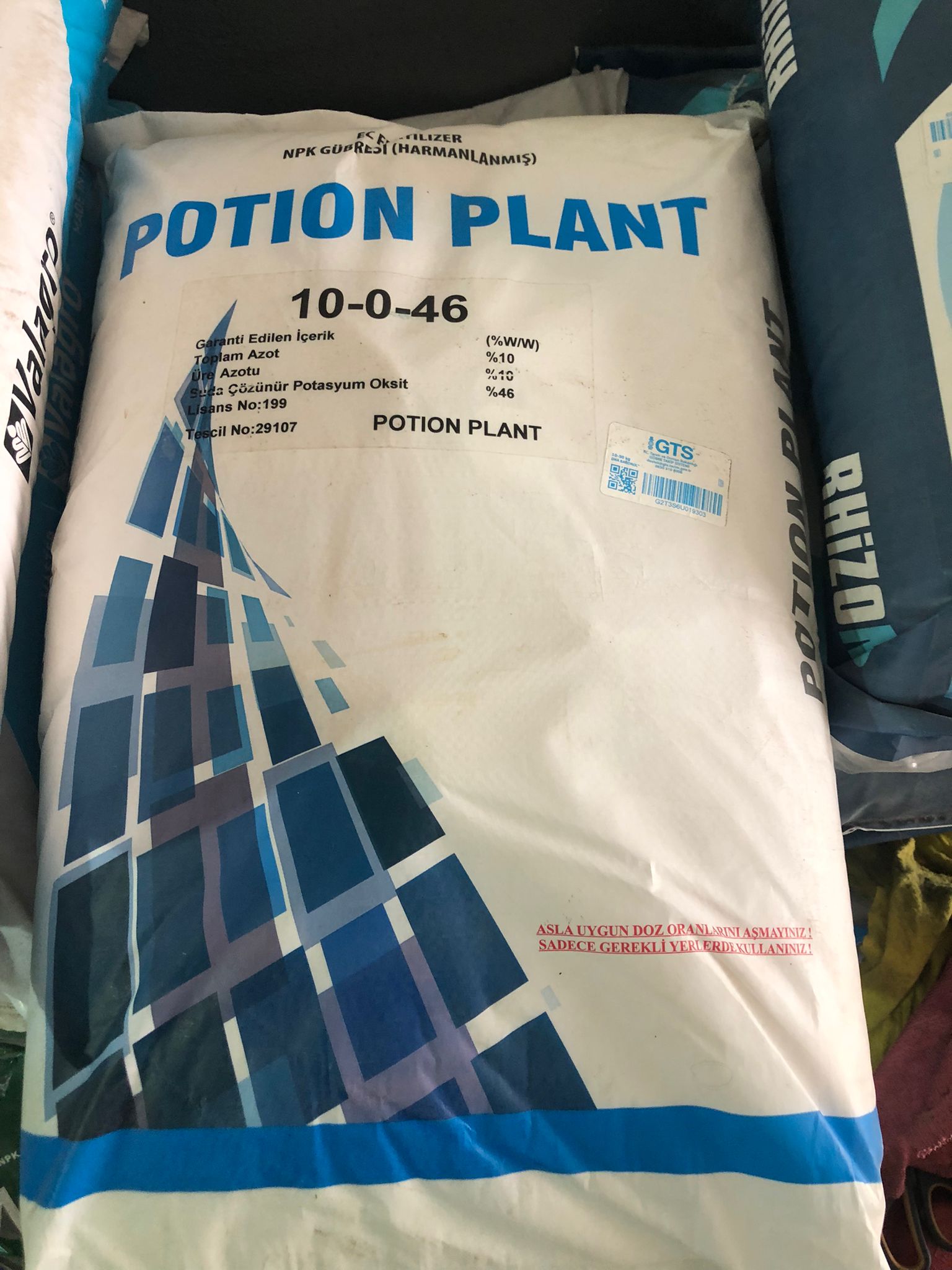 PPotion Plant 20-20-20+ME Harmanlanmış NPK Gübresi 25 KG
